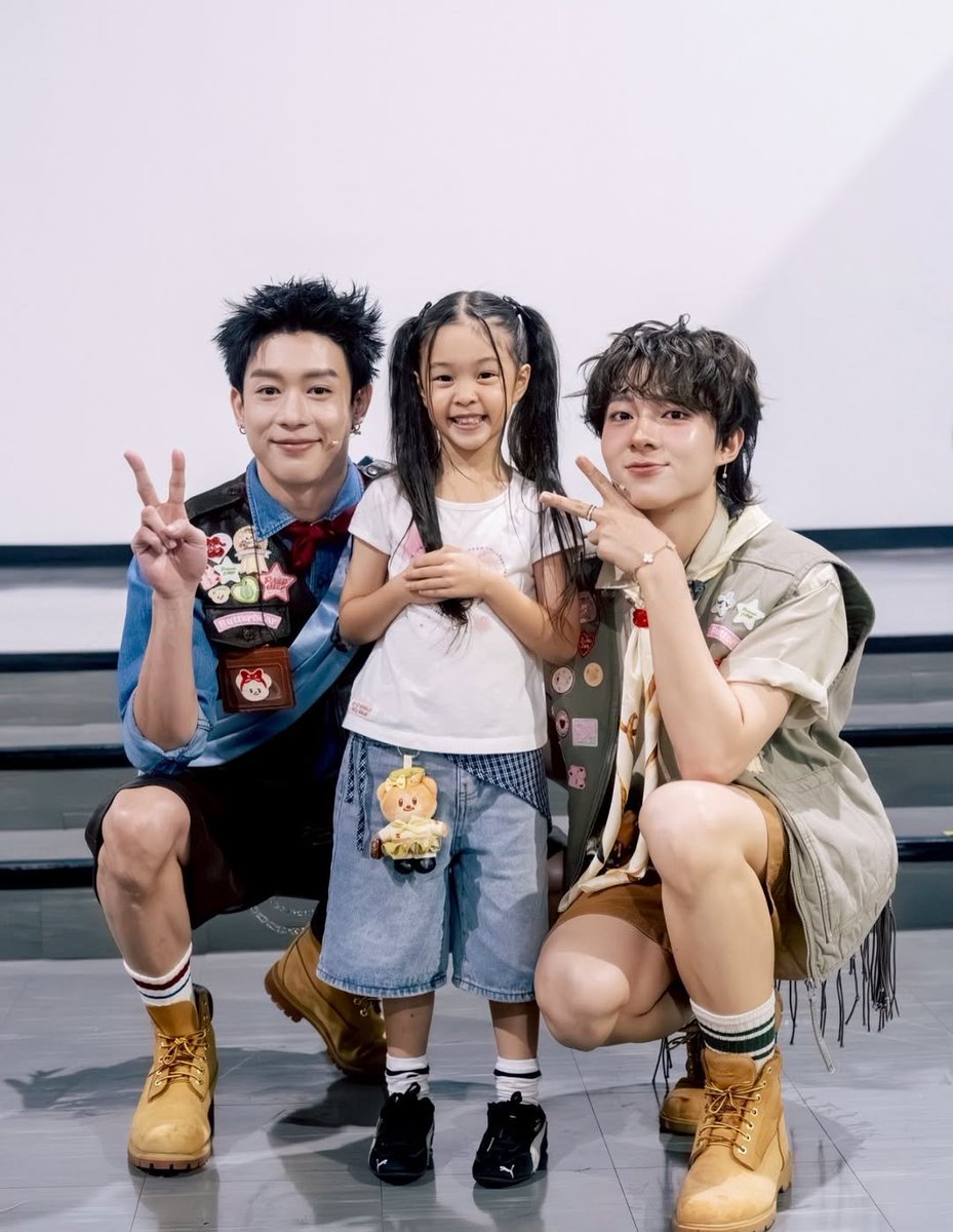 woainewofficial's tweet photo. 【☁️📷】
 ©️ ig : gggubgib15
🗓 : 18.06.2026

🏕🌠

#แคมป์ปิ้งกับน้องเนย
#2026ButterbearCampingClub

— @CwrNew ♡
#NuNew #NanaNu https://t.co/ljVFgc2DPb