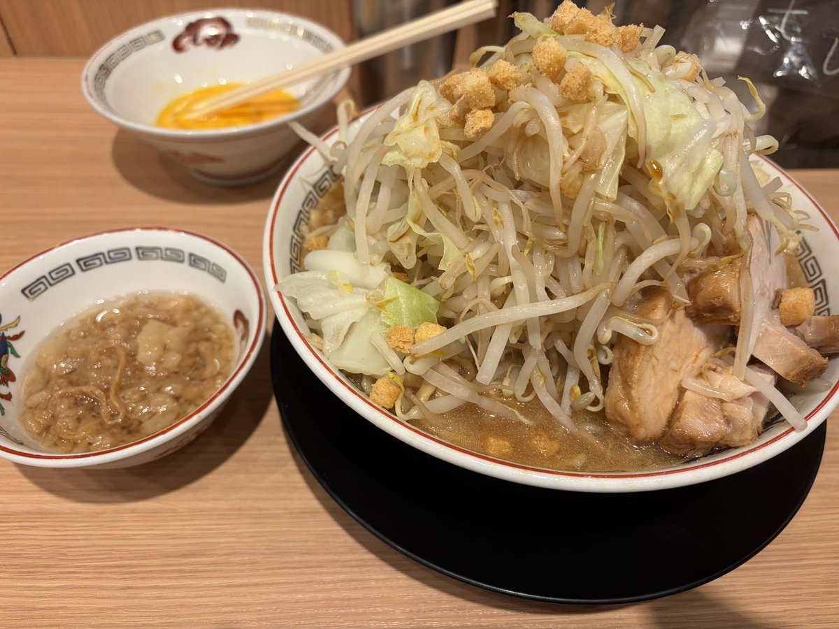aadjpj's tweet photo. 勝ち金でたらふく https://t.co/vpTkWUky3G