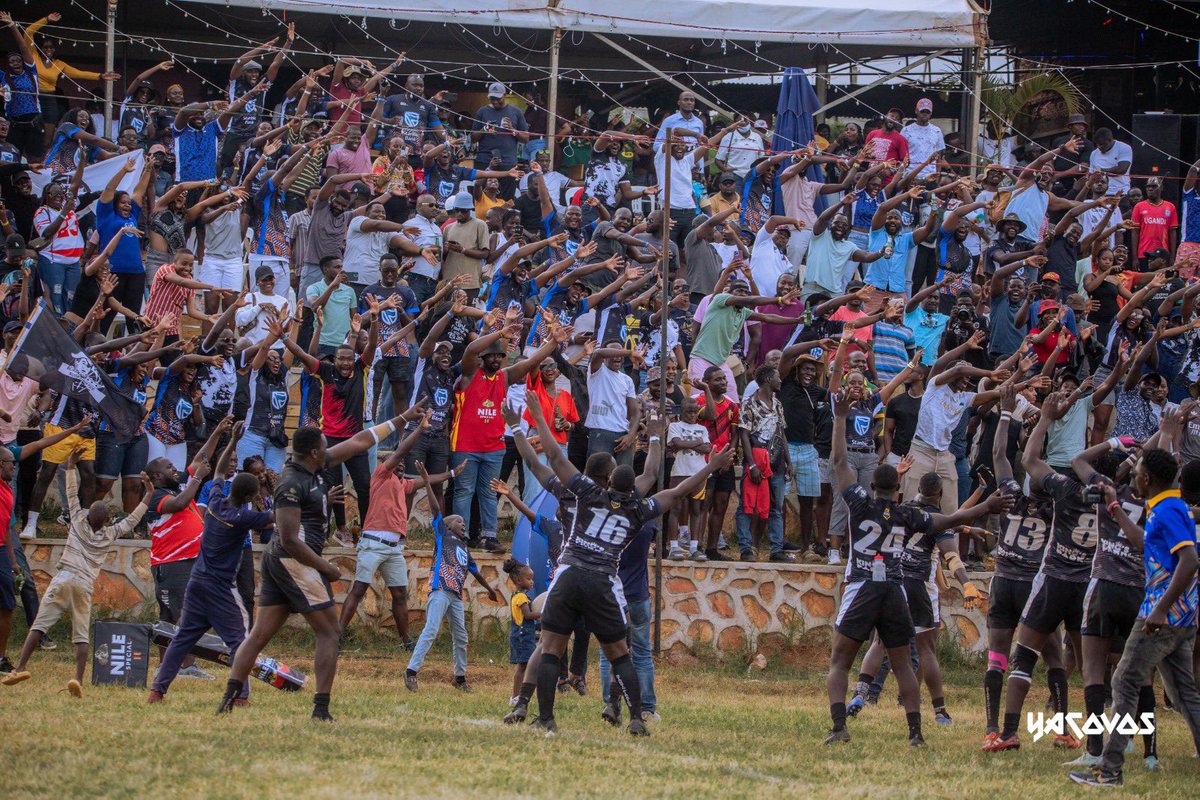 KarungiArthur's tweet photo. Since i can’t play rugby, can’t the team captain let me lead the team in doing “Ayeeya, asuusa, fide, fida”🙈🙈🙈😂😂

#piratesstrong https://t.co/DhZEWcLxE6