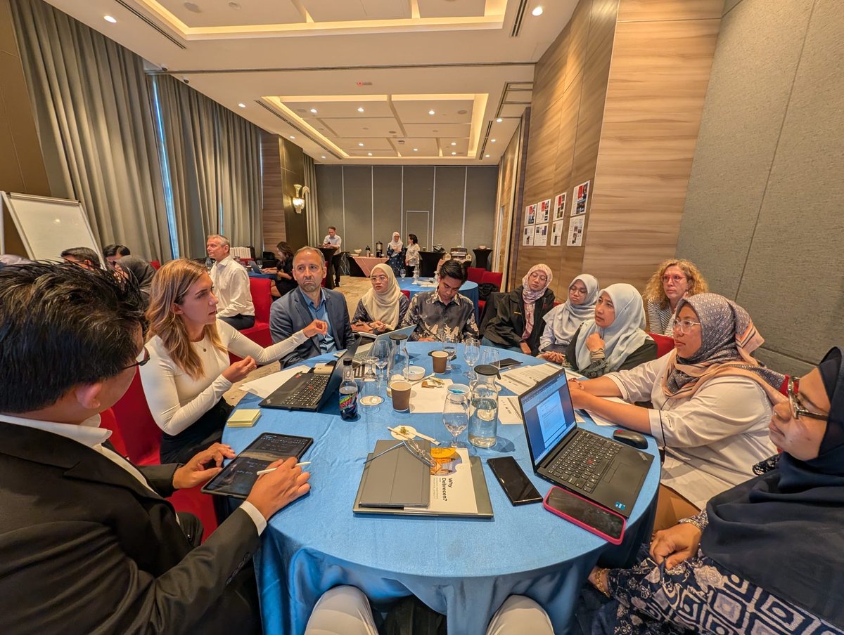 iurc_aa's tweet photo. #IURC CoP5 Circular Economy Cities developing pilot projects in #IskandarMalaysia: #CircularWaterPlatform &amp; #CircularEconomyLab. Thx2 @EU_FPI https://t.co/W0H4d5sXQU