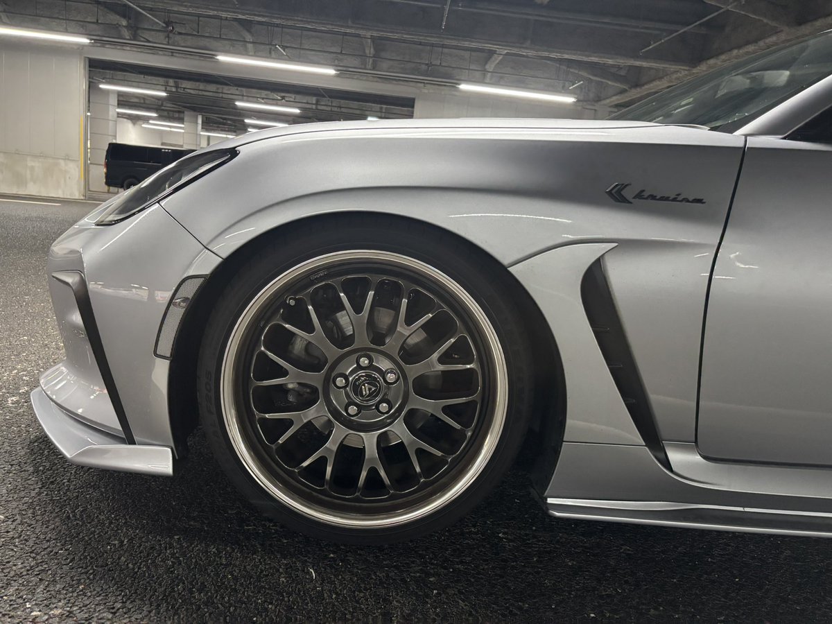 Na_KRC3425's tweet photo. #あなたのホイール教えて見た人もやる
VERZ-wheeles🛞
19インチ8.5J+46
#VERZ-wheel
#kuhl racing
#gr86 https://t.co/z2jOTxeKtd