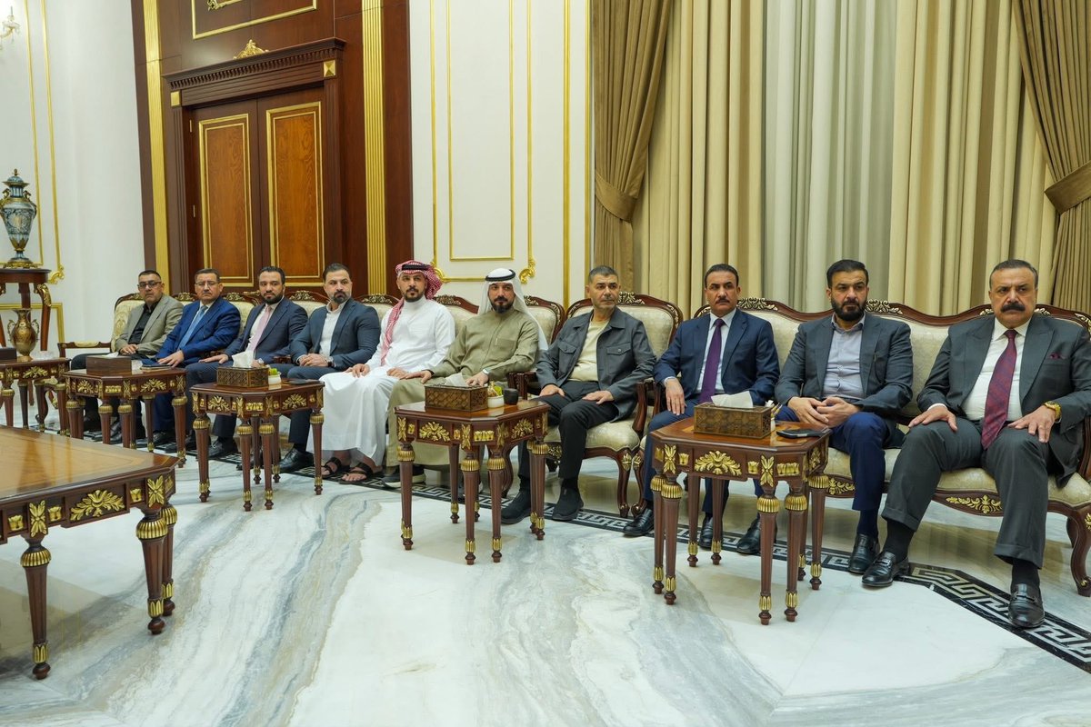 Mahmood_alqiesi's tweet photo. شاركنا في اجتماع تحالف #العزم برئاسة المهندس مثنّى السامرائي، حيث جرى بحث المستجدات السياسية والبرلمانية وأولويات المرحلة المقبلة، والتأكيد على مواصلة العمل والتنسيق لخدمة المواطنين وتعزيز الاستقرار ودعم مؤسسات الدولة. https://t.co/YQHbqjKSFY