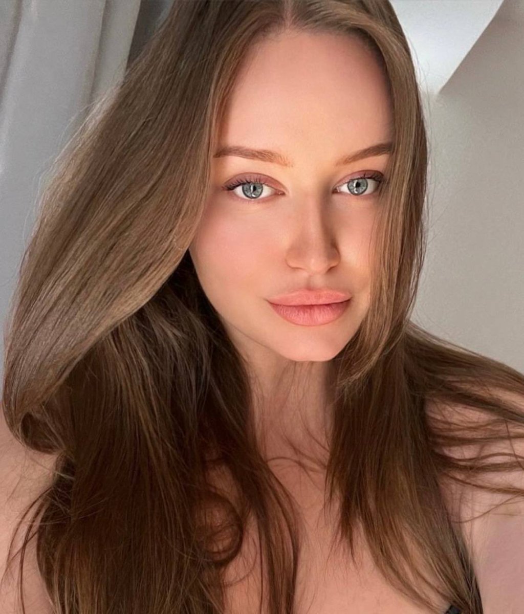 Lucky_pro's tweet photo. Zu schön, um wahr zu sein 😍🔥 Mara begeistert mit ihrer süßen Art, ihrem perfekten Körper und jeder Menge Überraschungen 😈💦 Wer sie entdeckt, versteht sofort den Hype.
•
Hier GRATIS folgen: https://t.co/ULMJRYZmKJ https://t.co/XvG7fSmXLB