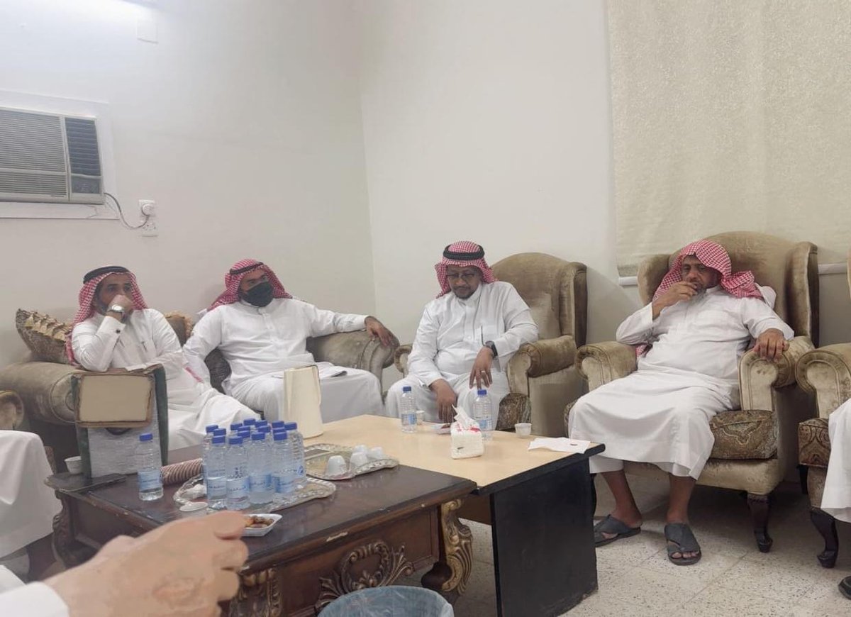 beralhada's tweet photo. عقدت مجلس ادارة جمعية البر بهدى الشام اجتماعها الرابع لعام 2026م يوم الثلاثاء بتاريخ 16/06/2026م واطلع المجلس على ماتم تحقيقه من انجازات، وتم مناقشة جدول الاعمال واتخاذ عدد من القرارات التي تصب في مصلحة الجمعية. #هدى_الشام 
#جمعية_هدى_الشام https://t.co/IWc9qMmFB1