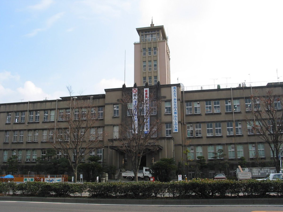 Androidaupro's tweet photo. リアルタイムじゃないですがこれを見ると三井三池争議を連想してしまうんですよね。 https://t.co/QETyA7NeZF