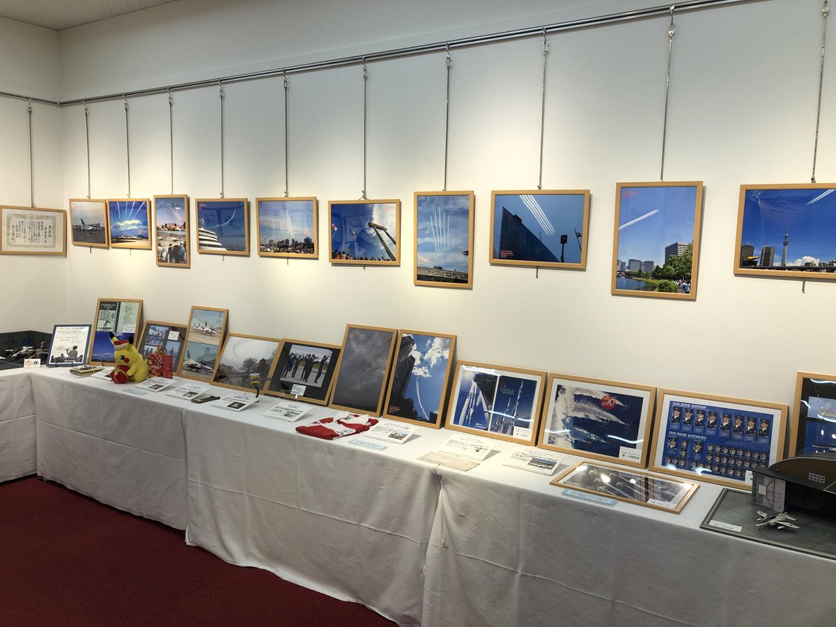 Banaple_Garron's tweet photo. 有楽町の交通会館で行われてる航空ジャーナリスト協会（JAJA）の恒例の展示会、「コレクショ2026」に行ってきました。懐かしい展示がたくさんありました。 https://t.co/Jpxb1KekQo