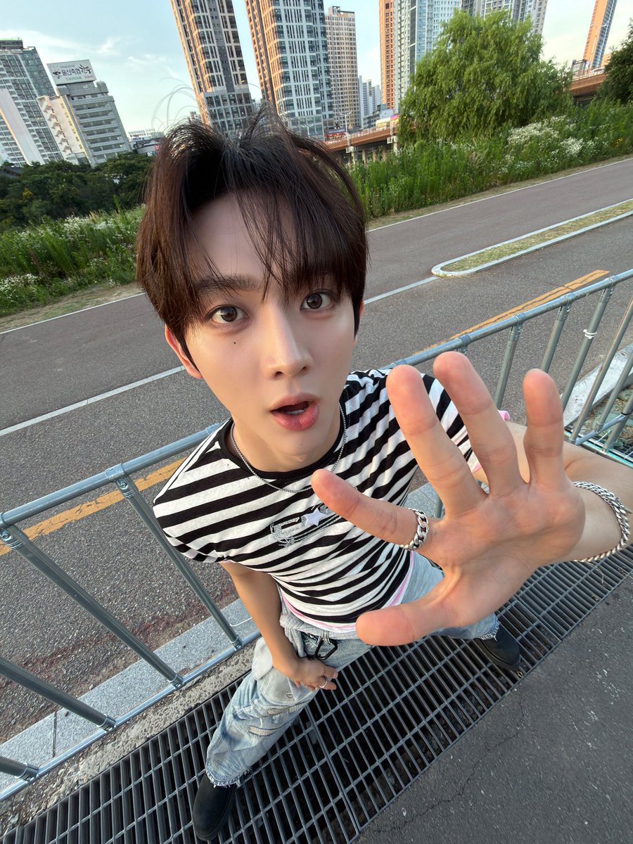seungeonspics's tweet photo. 🫧 update https://t.co/fGT9fbPApU