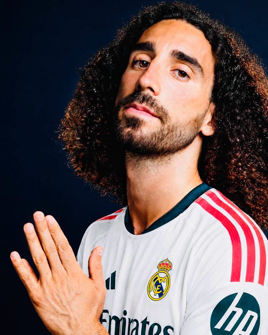 DeadlineDayLive's tweet photo. 🚨 Marc Cucurella on his decision to join Real Madrid despite coming through Barcelona's academy. 🤍

🗣️ Cucurella: "When you're a child, you dream of playing for the biggest clubs, and Real Madrid is one of them. ⭐️

"It's the club that has won the most Champions League titles in the world, and I hope to win many trophies with them." 🏆