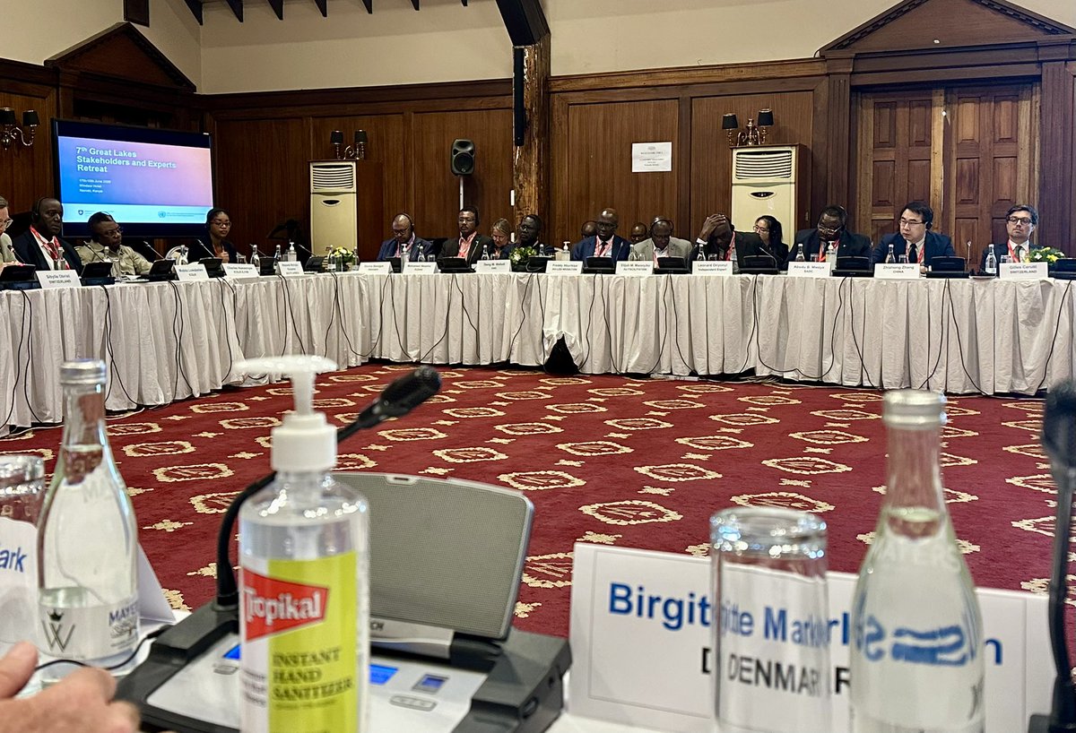 BNMarkussen's tweet photo. #GreatLakes Retreat. Important talks over political, economic, security and humanitarian trends. Getting results in negotiations to improve the situation for the affected civilians. And surely also what can be done to create the peace dividends. Thanks @un_greatlakes @SwissMFA https://t.co/vMP7jMdGDw