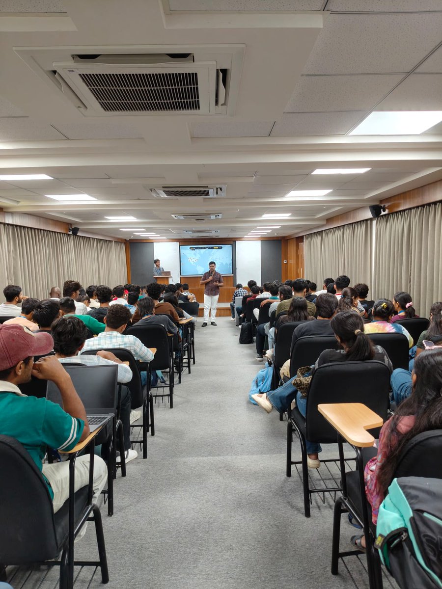 imkhushipradhan's tweet photo. Some moments from @ZcashIND Community Connect : Parul University 

It's a wonderful experience hosting for them also gained some real knowledge about @Zcash, bounties and hackathon! https://t.co/91DnheM028
