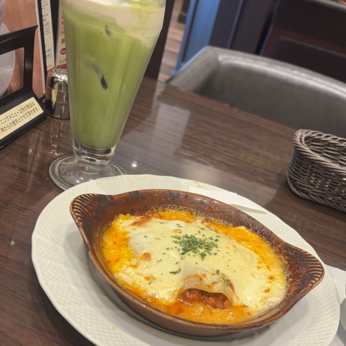 0_9_12's tweet photo. @TatsukiSagara しっかり美味しいものをたべにきました✌️
明日からまたがんばります https://t.co/OOZYSF1eNq
