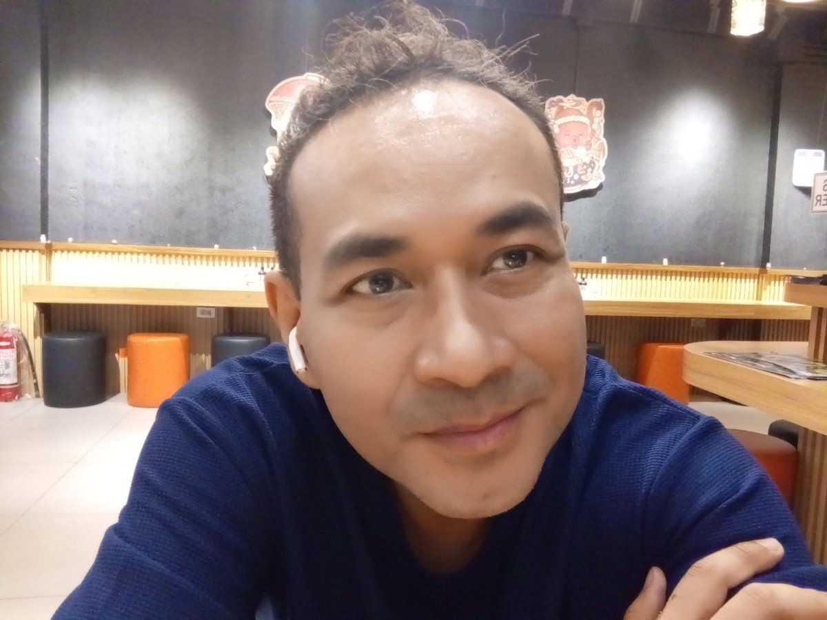 tito_jonbert's tweet photo. Somewhere in  manila. https://t.co/pRqQssnEbK