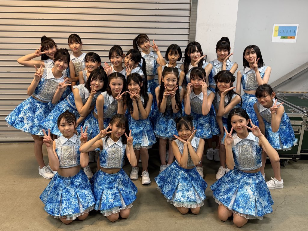 kenshusei_uf's tweet photo. 🍀動画公開中🍀

2026年4月に新しくハロプロ研修生に加入した
9名の自己紹介動画を
YouTubeにて公開中🌷

🎀鈴木琴美・斎藤ゆり夏・岸田桃果
https://t.co/bMuejRk0DQ

🎀田村梛々・長井莉依那・坂田しおり
https://t.co/eNYmb0sadA

🎀佐藤絢音・苅部咲良・佐伯詩春
https://t.co/0bTyBH33Hj

上記9名を含むハロプロ研修生
総勢22名が出演する
｢Hello! Project 研修生発表会 
2026 6月 ～若葉～ ｣開催中💪
https://t.co/nFGejFcYnm

⭐️6/21(日)
COMTEC PORTBASE（愛知）
⭐️6/28(日)
Zepp DiverCity（東京）

名古屋公演のチケットは一般発売中です☺️
ぜひ会場にお越しくださいませ🔥

#Helloproject #ハロプロ
#ハロプロ研修生