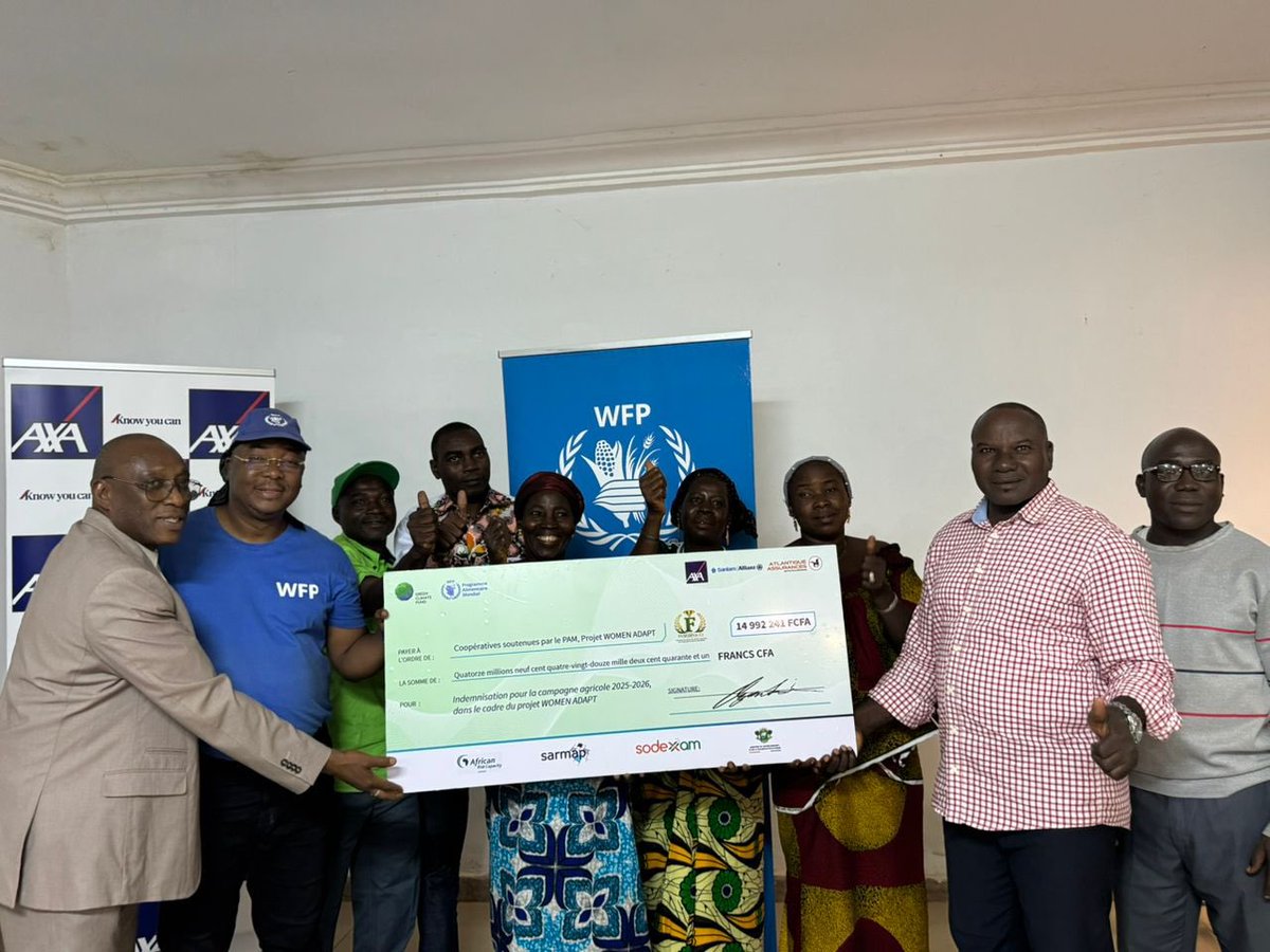 WFP_Cotedivoire's tweet photo. 📍Korhogo🇨🇮 | Bilan de la campagne agricole 2025-2026 du projet #WomenAdapt @theGCF 

🌾 2 510 producteurs indemnisés à hauteur de près de 1️⃣5️⃣ millions FCFA grâce à l’assurance agricole.

🤝 Un appui clé pour renforcer leur résilience face aux chocs climatiques.

#ClimateAction https://t.co/50W0ivHRdm