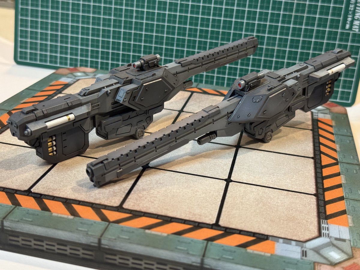 ワンフェス購入のガレージキット 1/24 ニクスセイバー(ニクスレッド