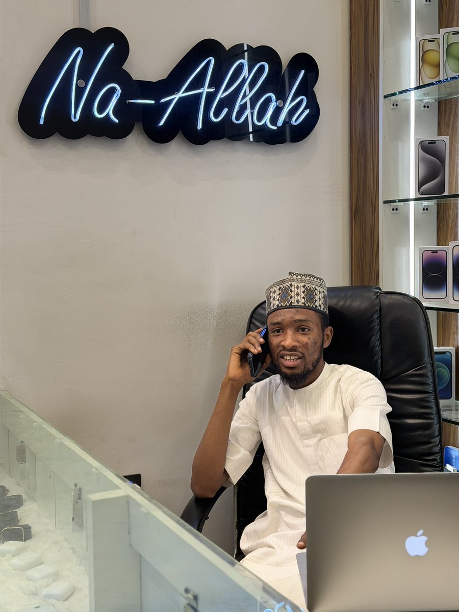 KDanliman's tweet photo. I sell gadgets 🤝 https://t.co/F3YeXjgvZg
