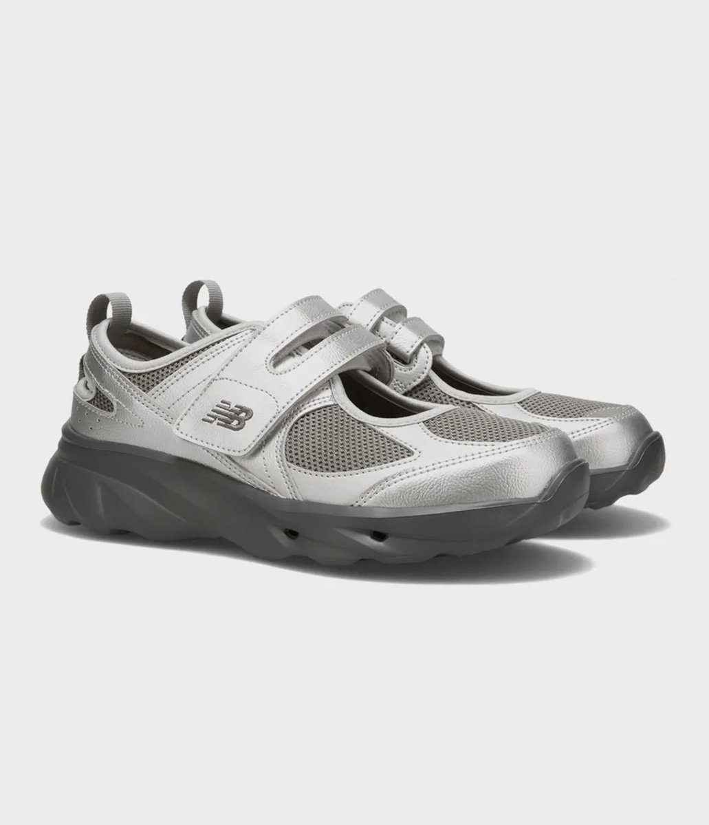 borasoul_store's tweet photo. new balance breeze the sporty &amp; classic silver 🩶🖇️
ลด 12% — ราคา 2,750฿ free ems (มัดจำ 1050)

#พรีเกาหลี https://t.co/OXVo66RS0n