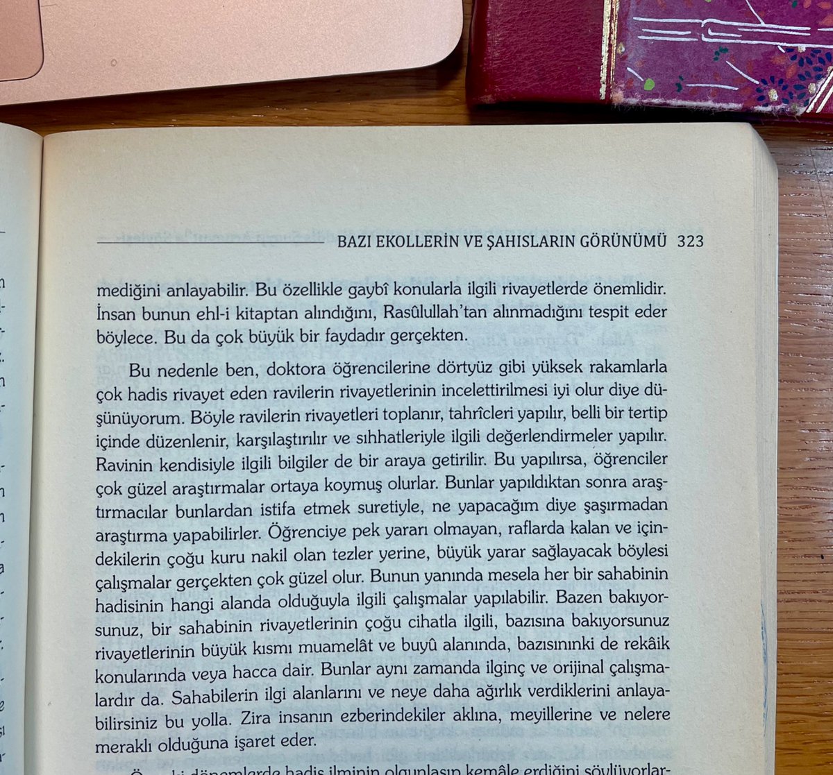rubbema's tweet photo. 📌Şuayb el-Arnaut’un Hadis phd öğrencilerine tavsiyeleri.

“Zira insanın ezberindekiler aklına, meyillerine ve nelere meraklı olduğuna işaret eder” https://t.co/VQpT1qwTMM