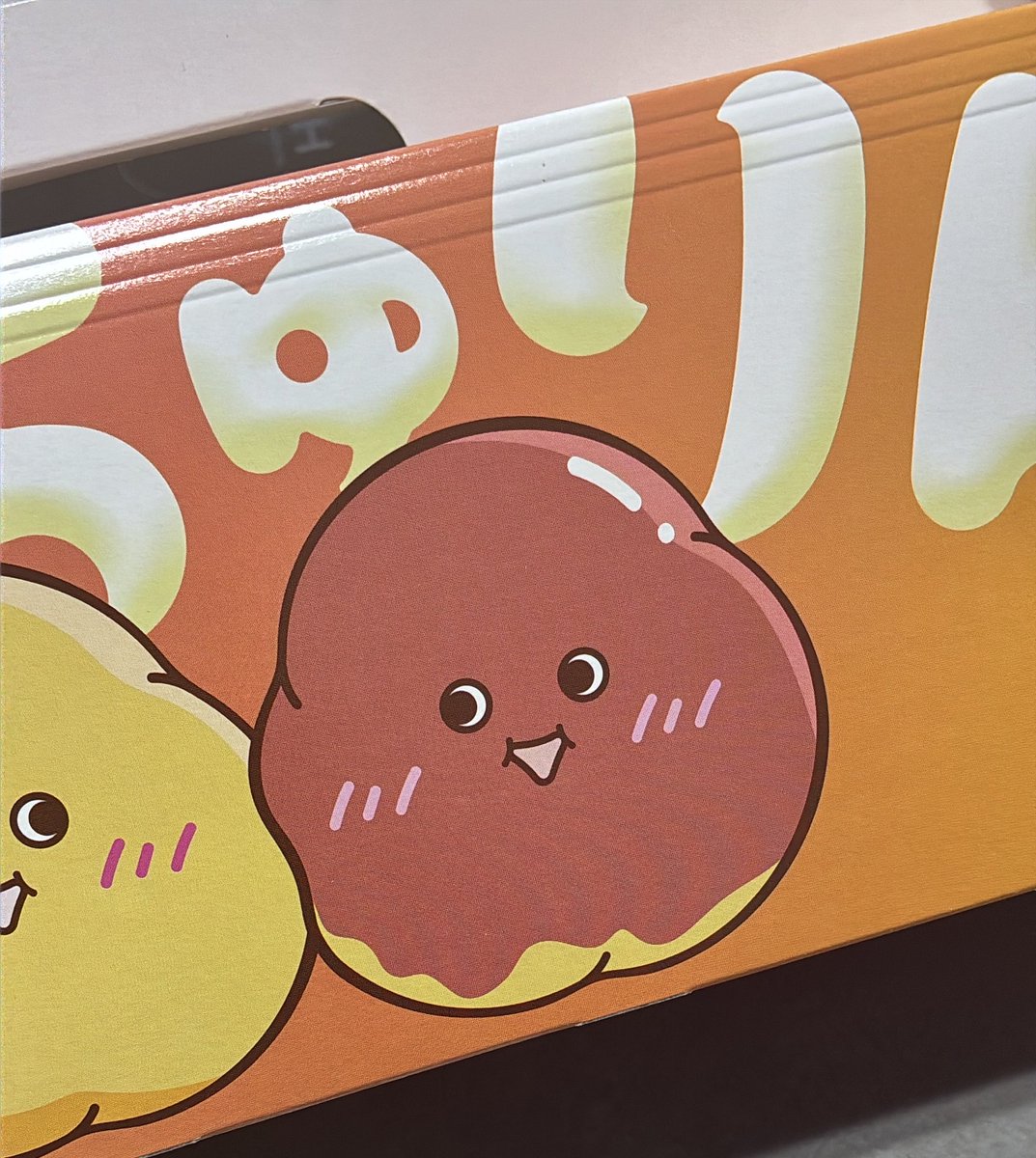 adaf_tech's tweet photo. まだみたらししか食ってないけどうまい

うまいみたらし団子と同じで甘ったるくなくてうまい

ポンデリングとみたらし団子の中間みたいな不思議なブツ https://t.co/XwXvSCXDdi