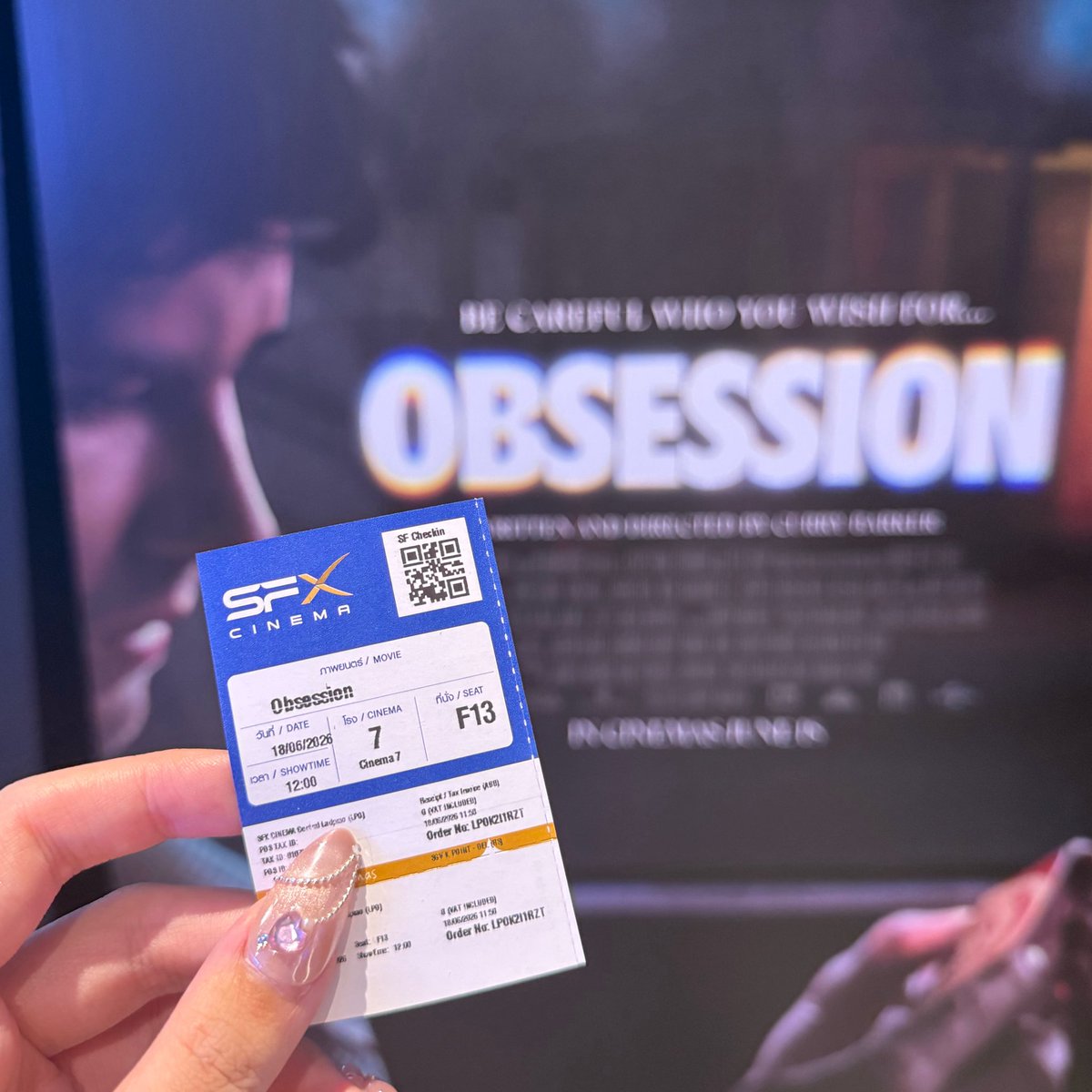 yellowdaixy's tweet photo. #obsession ได้ดูซักที ฮือ หลบสปอยมาเดือนกว่า

โอ้ยอีแบร์เห็นแก่ตัวมาก
สงสารนิกกี้ abusive เชิงซ้อน

ใดใดลายเซ็นผกกชัดมากกก ฮีเก่งเรื่องตัวละครทำตัวแบบ uncanny โคตรดี มีเผลอหลุดกรี๊ดบางฉาก 😭

สมการรอคอยมากกกกกก เตมสิบให้สิบ https://t.co/nVe6utMTXA