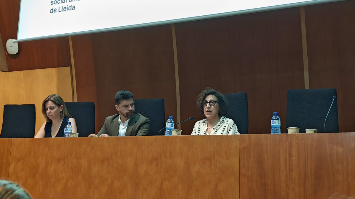 GrupGRIAF's tweet photo. 📢 Avui presentem @UdL_info els resultats del Programa d’atenció integral a nens, nenes, adolescents i les seves famílies en situació de risc des de l’enfocament de la #parentalitatpositiva amb els Serveis Socials de @paerialleida i els Serveis d’Intervenció Socioeducativa. https://t.co/d1etXNglUX