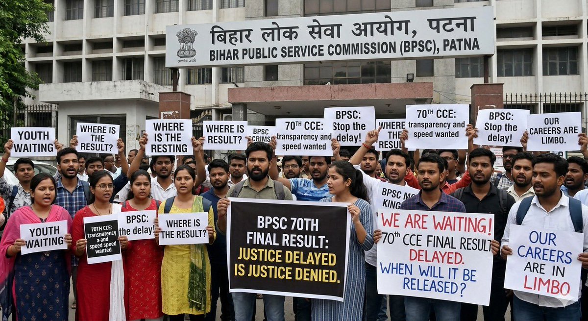 shubhamjnu3113's tweet photo. 70th BPSC Prelims: Dec 2024
Mains Exam : Apr 2025 
Interview : Apr 2026
कैलेंडर में अप्रैल/मई में अंतिम परिणाम संभावित बताया गया था।मई तक नहीं आने पर स्वयं आयोग ने जून के तीसरे सप्ताह में रिजल्ट जारी करने की बात कही।अब तीसरा सप्ताह भी अंतिम पड़ाव पर है।  

#Declare70thBPSCResult https://t.co/8c7F6qpfNg