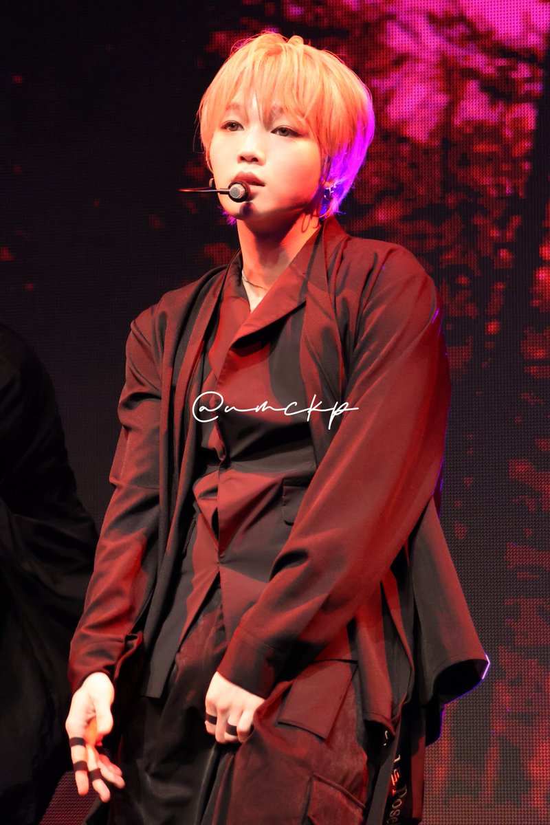 umckp's tweet photo. 260614 SHOWCASE

#YOUNITE #유나이트 
#EUNHO #은호 #명은호 https://t.co/WjAruE5MpL