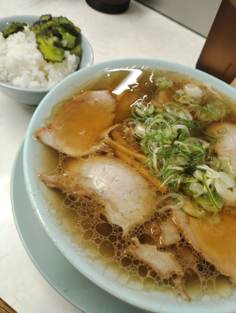 inuyome's tweet photo. クマちゃんラーメンだけは優しくしてくれる https://t.co/PfS5giyDf0