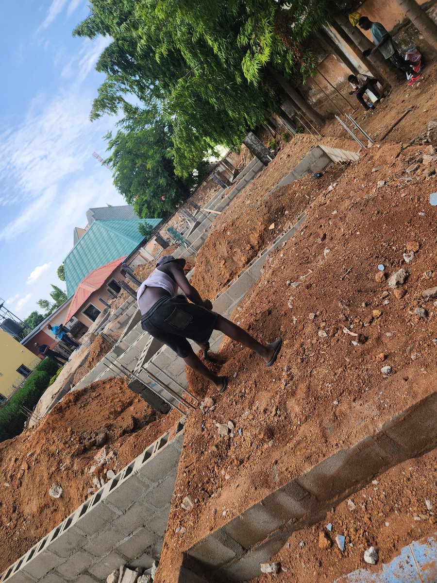 ChiefArchitect_'s tweet photo. 17/06/26...

5 units of Terraces 3 -3 bedroom each .

Design and build https://t.co/kvBXlCpOZq