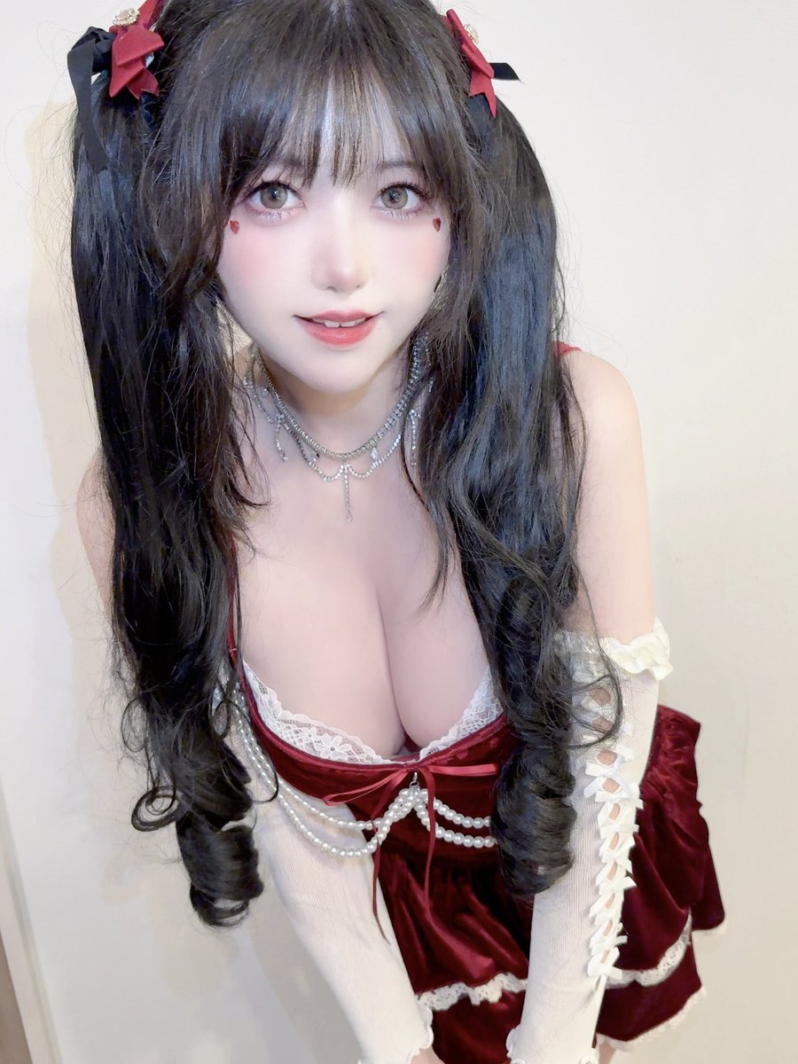 neyu__cos2's tweet photo. 意外と赤が似合うねゆにゃです❤️ https://t.co/9UsfTFTAV5