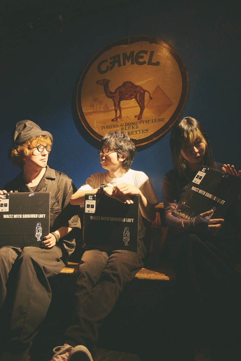 BT_Museum's tweet photo. WHITE ASH×新宿LOFT×Band T-shirts MuseumのトリプルコラボTシャツ「SHINJUKU LOFT 50th ANNIVERSARY × WHITE ASH WALTZ WITH SHINJUKU LOFT（BTM ver.）」が発売決定！
新宿LOFTにて先行受注販売開始！
https://t.co/nuf8mREHec
#WHITEASH #新宿LOFT #LOFT50th https://t.co/Xe1qiYa7LV