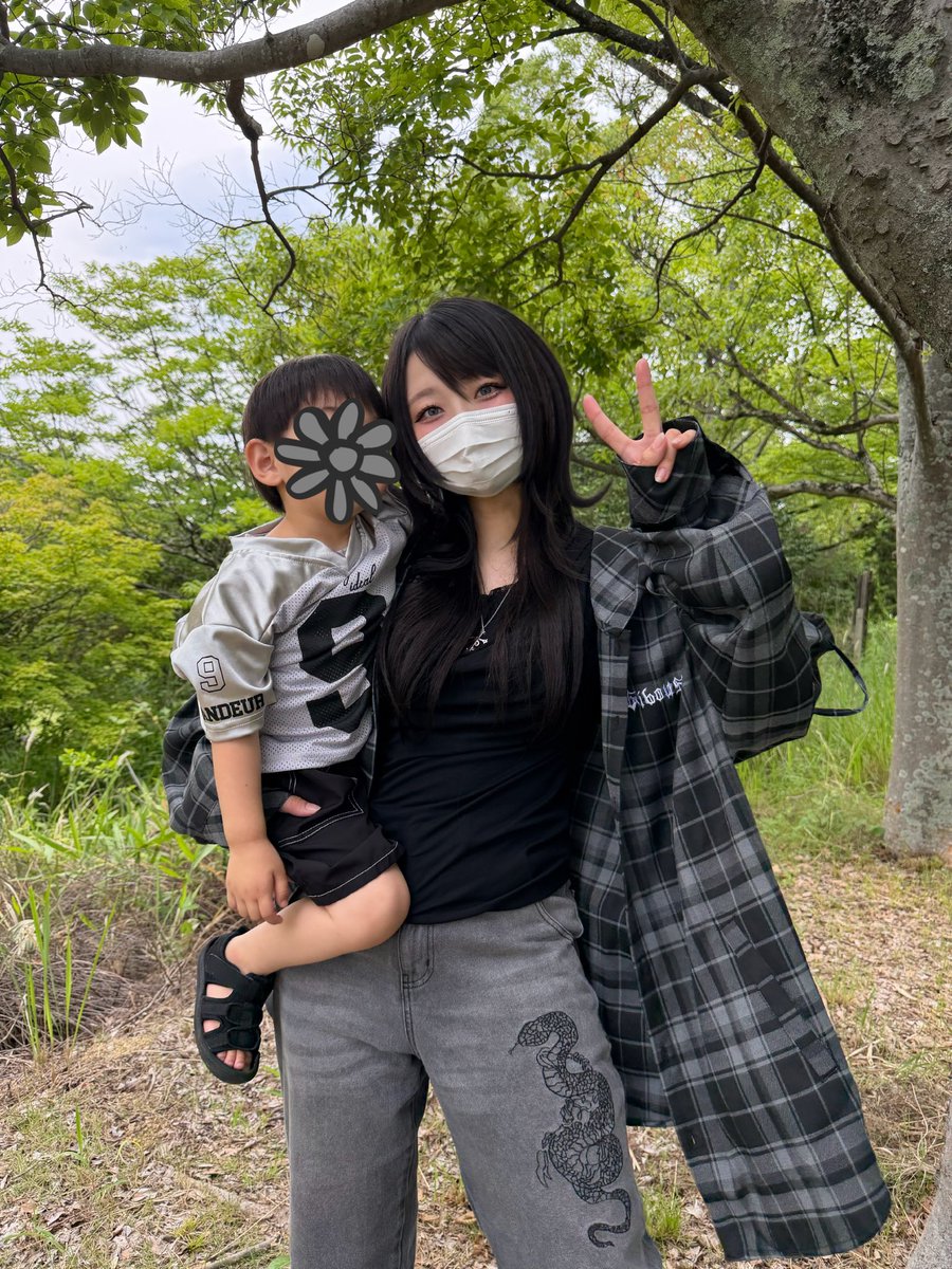 eyeshiny_gibous's tweet photo. 雨上がりの公園( • ̀ω•́  )✧
あっという間に成長していく息子毎日を大事にしたい https://t.co/3f0dpRgkYk