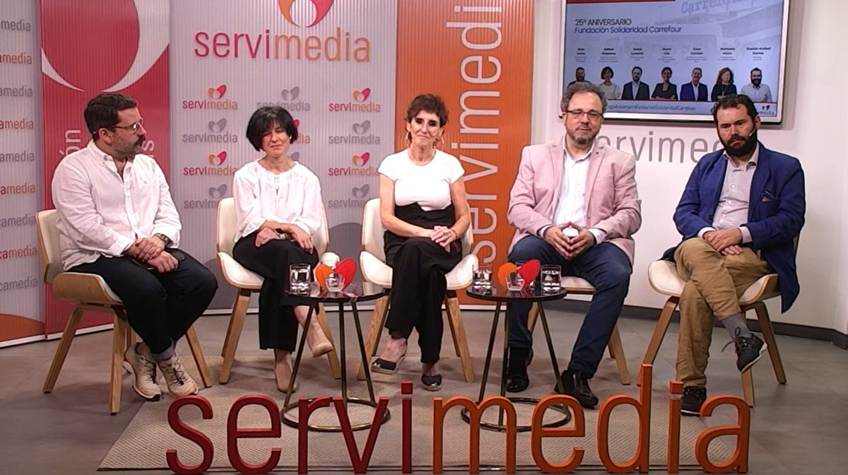 Plataforma3sect's tweet photo. 📣 Comienza el nuevo #DiálogoServimedia con motivo del 25 aniversario de la Fundación Solidaridad @CarrefourES. 

Allí se encuentran Fran Lores, coordinador de la @Plataforma3sect ⬇️ https://t.co/gMMxJVfwZp