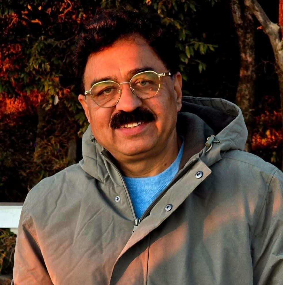 aneshjain4bjp's tweet photo. वरिष्ठ भाजपा नेता, मेरे मार्गदर्शक आदरणीय श्री अजय सचदेवा जी को जन्मदिवस की अनंत हार्दिक शुभकामनाएं 
समस्त वार्ड 51 परिवार आपके सुखमय जीवन की कामना करता है 
🎉💐🍰 https://t.co/iWDqUTunA1