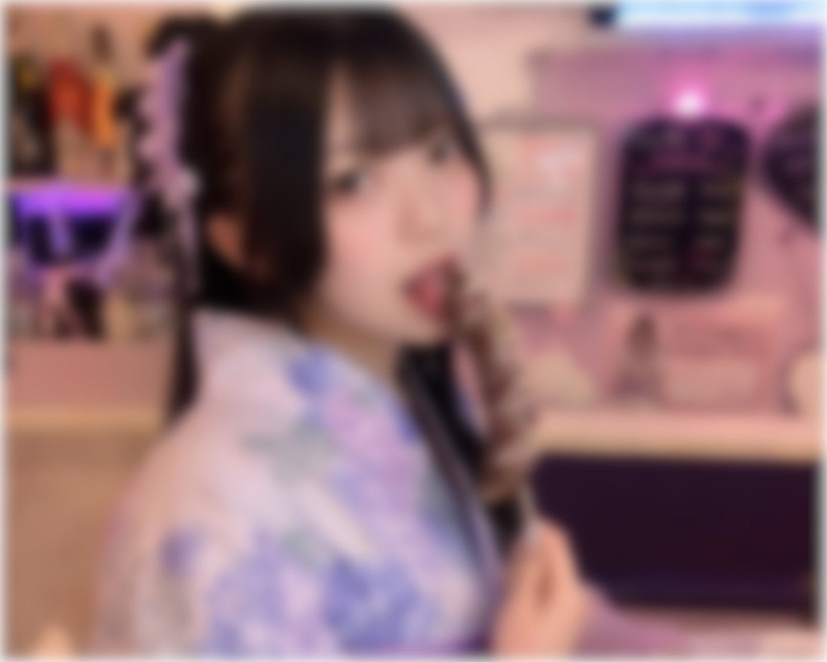 deathmakuranote's tweet photo. 【悲報】コンカフェ嬢の裏の顔が怖すぎる

るらら（19）
新宿歌舞伎町

表の顔
・お客様から大人気
・真面目な努力家
・看護学校に通う女子大生
・清楚女子
・他のキャストからも慕われていて人気
・綺麗好き
・Gカップ
・愛嬌が抜群

裏の顔 https://t.co/mzGpW8XAKj