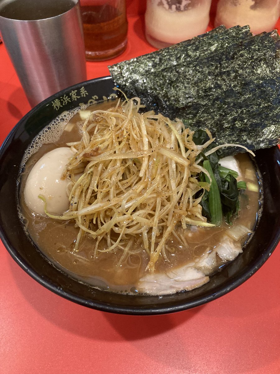 usk1115's tweet photo. 家系のネギラーメンうますぎ
今日も食べてしまった https://t.co/WFwArrsxpM