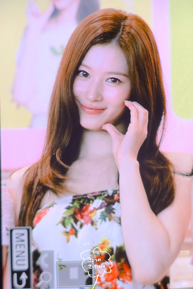 sanacottoncandy's tweet photo. 260618 pre.

오늘도 고마워💜

#트와이스 #TWICE #사나 #SANA #サナ https://t.co/PGYcRW1Aud
