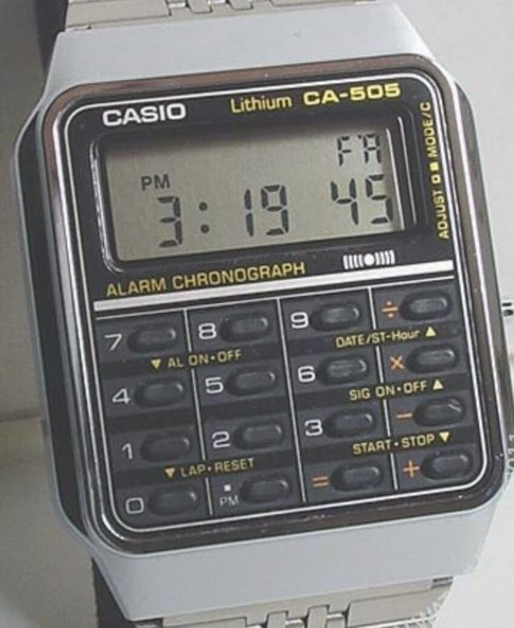 gifylicious's tweet photo. Dp you remember this watch ? https://t.co/tS7YujBcwE