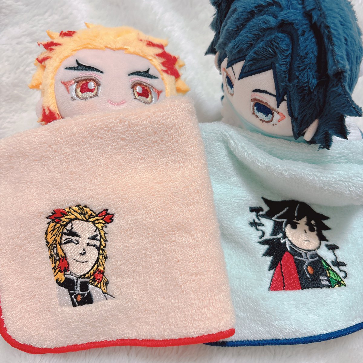 anzcngy's tweet photo. 今日ｽﾞｧﾝｼｮ行ったら🔥🌊のハンカチ売ってて思わず買ってしまった ｱﾗ⁉️ぎぅﾁｬも🔥さんのやつがいいの🥺❓ https://t.co/cCeW4azpLs
