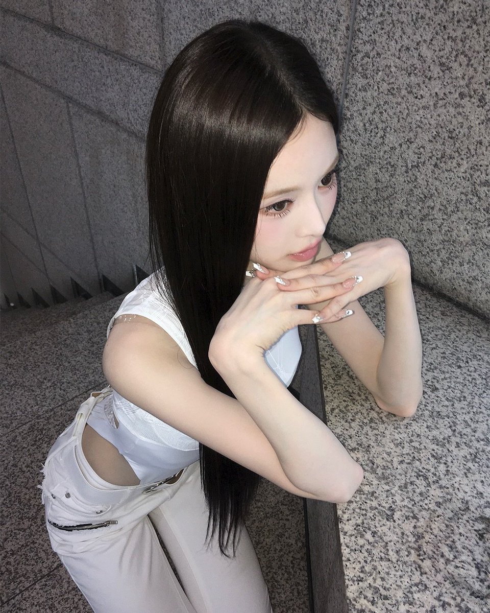 jeeminib's tweet photo. ✦₊˚ 1st week of METRONOME promotions is officially done! ♫⏱️ thank you for every cheer, every smile, and every precious moment along the way ♡ every stage felt like a beautiful beat we'll never forget ˚₊‧꒰ა ☆ ໒꒱ ‧₊˚ https://t.co/OKDt5nyTBB