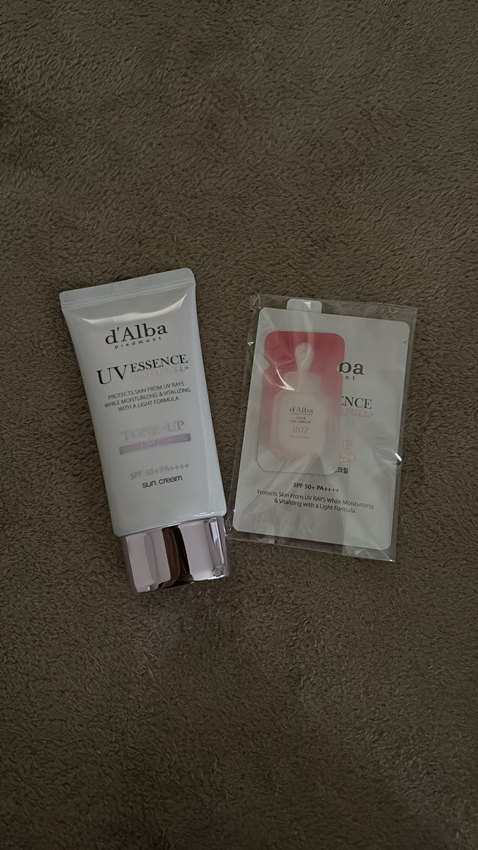 mi__na323's tweet photo. @dAlba_japan 
#ダルバ_レビュー 

ずっと気になってたダルバメガ割で購入しました！！
おまけもついてきて嬉しい🫶 https://t.co/XkyWEy5msi