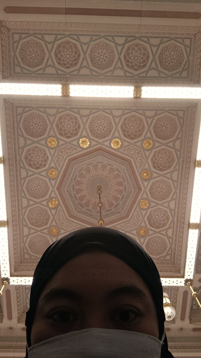 Alarsszz's tweet photo. POV : kamu shalat di Masjidil Haram  (third Saudi expansion) yang terbaru, dengan design cantik nan megah, yang bisa menampung jamaah sampai 1.85 juta 🥹

#haji2026 https://t.co/97ilrytxfH