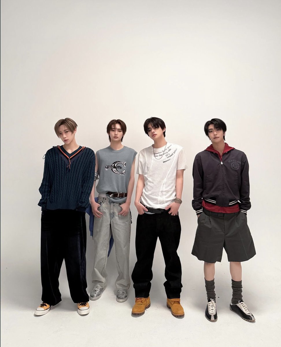 xinsmile_'s tweet photo. 260618 ALD1 Insta #안신 #ANXIN 

🧢 👔 ~❥ https://t.co/CSKgbBh08k