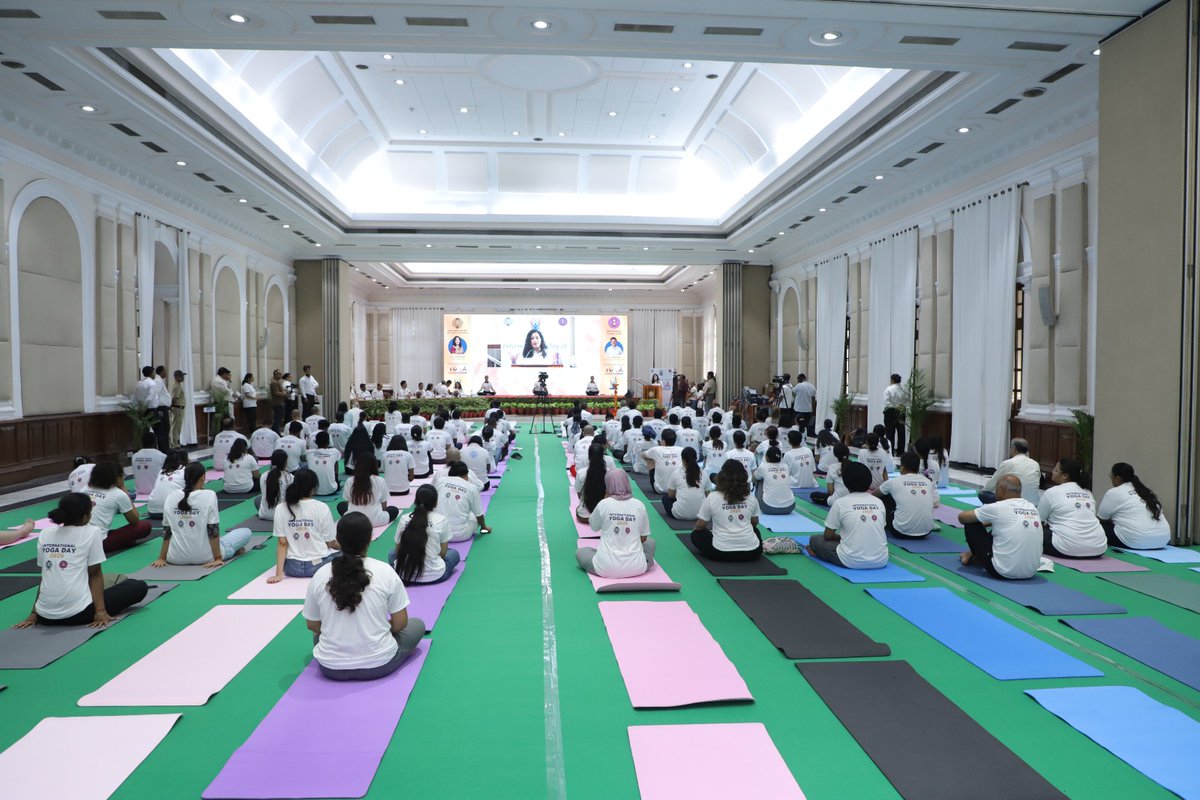 UnivofDelhi's tweet photo. International Day of Yoga 2026 https://t.co/GmLaCbWYrB