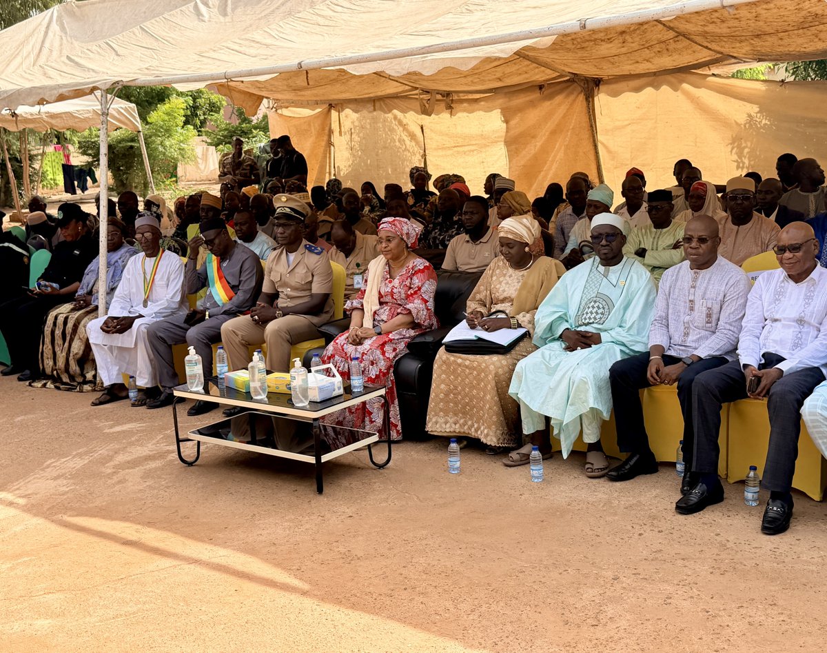 omsmali's tweet photo. 🩸#JournéeMondialeDuDonneurDeSang 2026 au Mali 🇲🇱Le 17 juin, célébration au CSRef de Kalabancoro sous la présidence de Mme la Ministre de la Santé, avec les partenaires dont l’OMS
Dons, animations, attestation &amp; sensibilisation.
La mobilisation se poursuit!
#DonDeSangSauveDesVies https://t.co/yXYWmui4tB