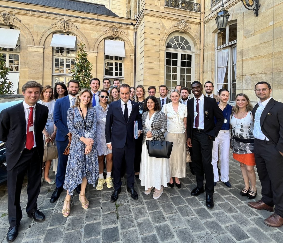 francobritish's tweet photo. This morning Young and Local Leaders met Prime Minister @SebLecornu at the Hôtel de Matignon - the official residence of the French Prime Minister https://t.co/mwkHyQU3T5