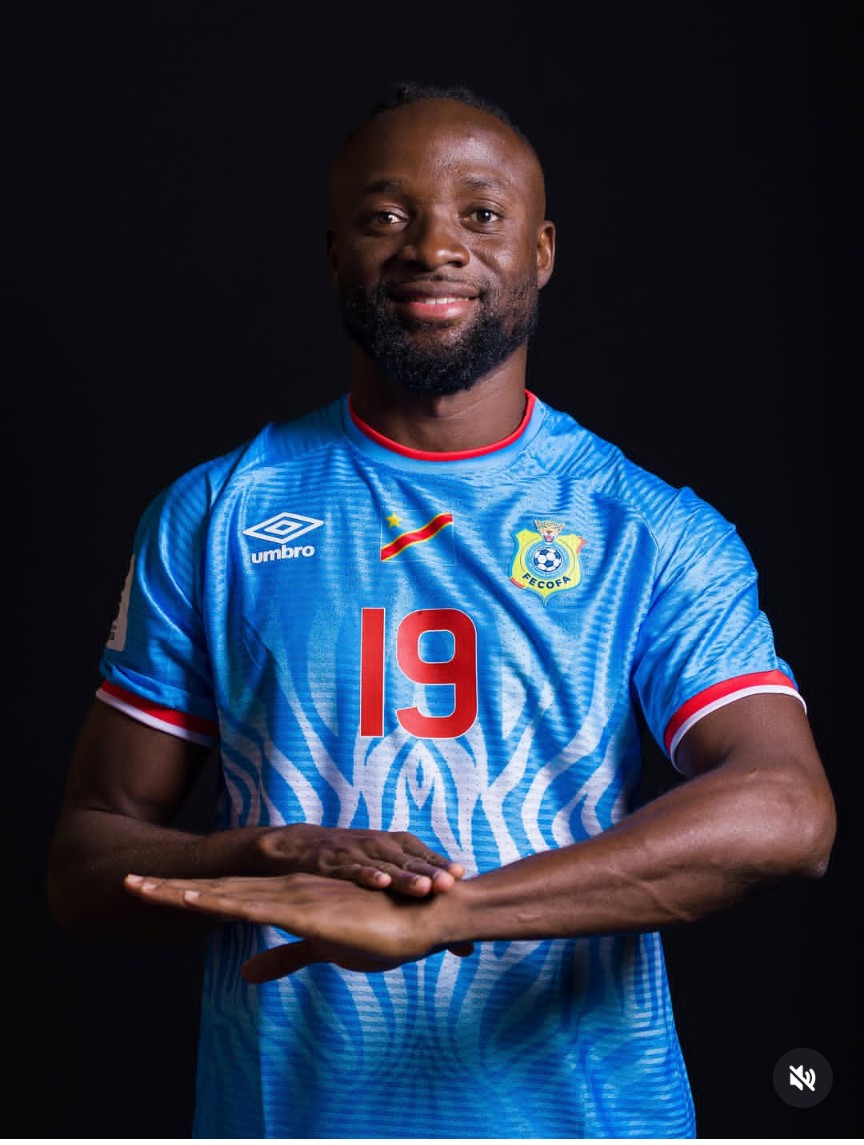 jitambuee's tweet photo. Tuwe wakweli mbele za Mungu alie cheza nafasi ya mayele mpira anaujua https://t.co/c7g3uYFVPJ