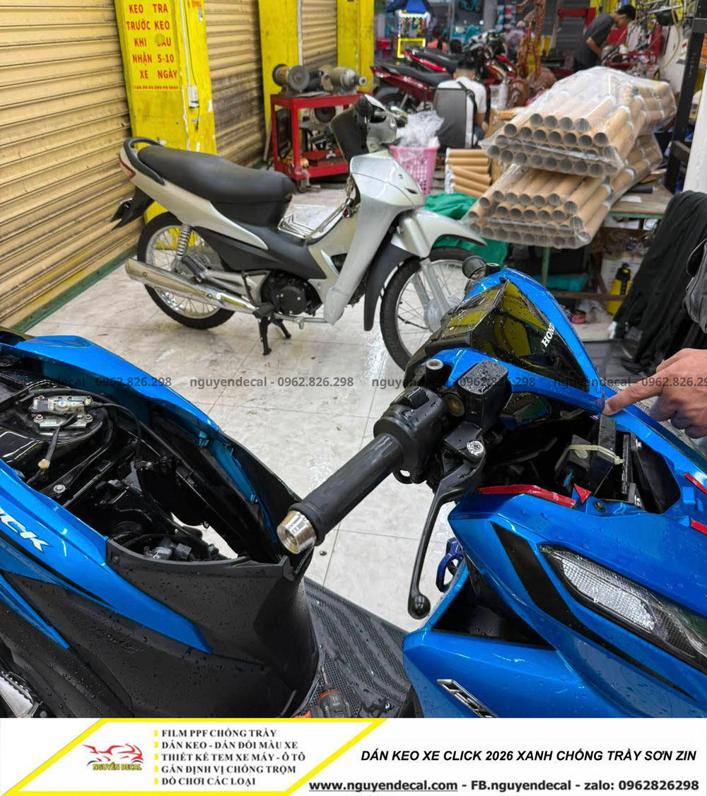 nguyendecal's tweet photo. Dán keo xe Click 2026 xanh là giải pháp hiệu quả giúp bảo vệ lớp sơn zin khỏi các tác động thường ngày như trầy xước, va quẹt nhẹ, bụi bẩn và thời tiết khắc nghiệt.
Xem thêm: https://t.co/90RcV81hkL
#nguyendecal #dankeoxe #click2026 https://t.co/yx3lKtT7aJ