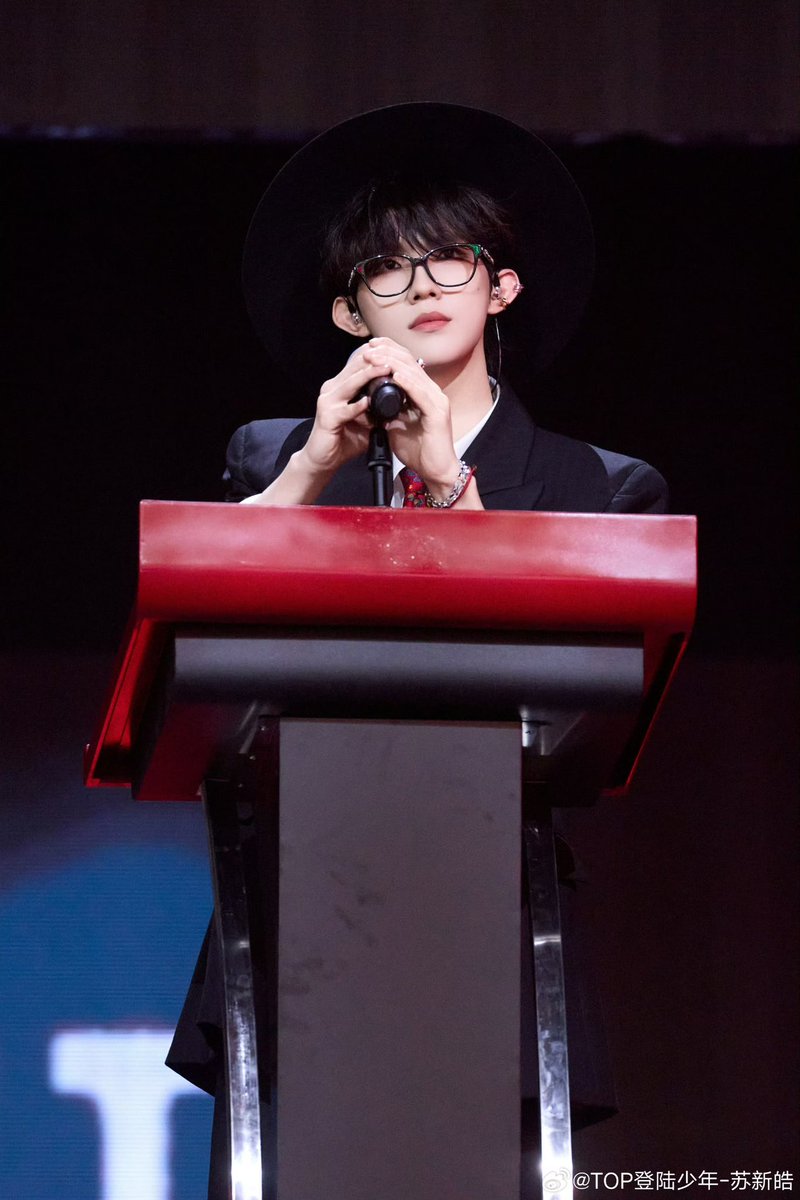 SuXinHaoFanclub's tweet photo. @denglujihua I bet Su Xinhao’s parts are the highlight of the song 😍🔥

#SuXinhao #苏新皓 https://t.co/vHkyDvJxyc