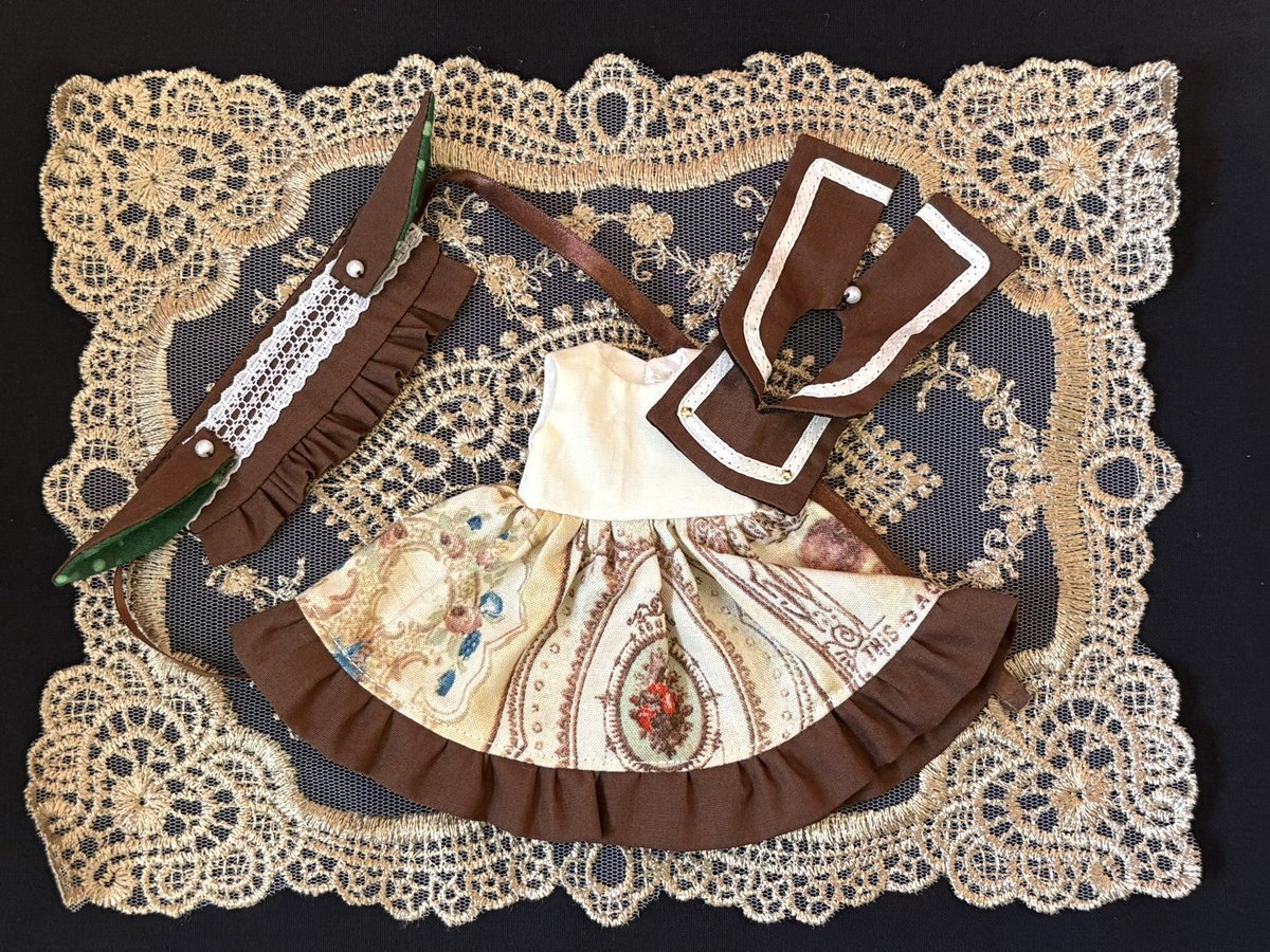 ebrandinfo's tweet photo. 【Doll's Myth62販売商品】
6/21 ドルミス62
No.H4「e.brand」
うさぎセーラーワンピース
ブラウン　レッド
https://t.co/SgZq73dFJN
#ドルミス62販売
#ドルミス62
#ボニーバニー6 https://t.co/oTnNsu1VCB